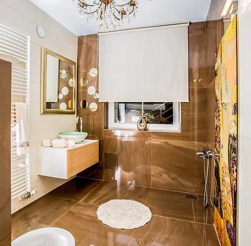 Angel's Nest Apartment Komenda