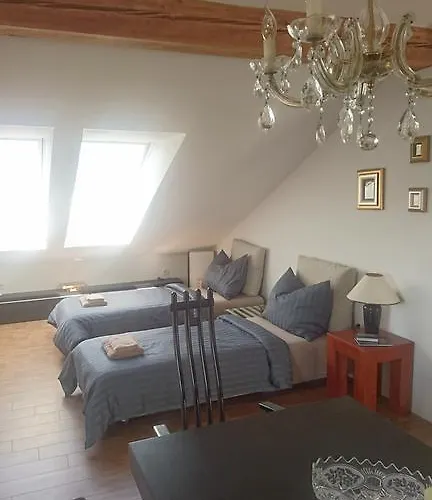 Angel's Nest * Komenda